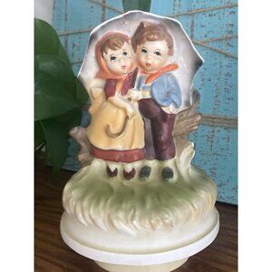 Vintage Sankyo Japan Rotating Music Box Boy Girl Nursery Raindrops Keep Falling